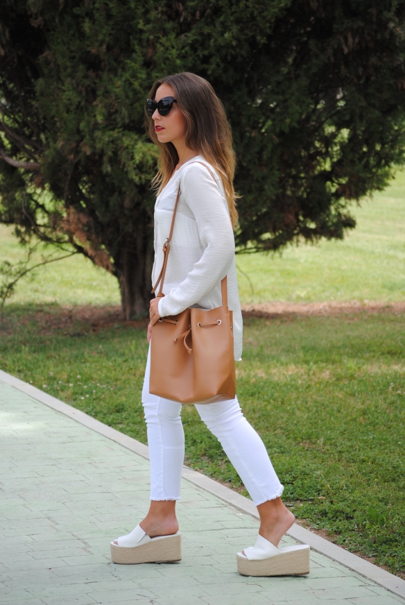all white spring outfit 